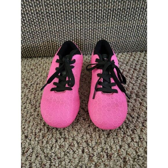 BomKinta hot pink cleats - Picture 2 of 8